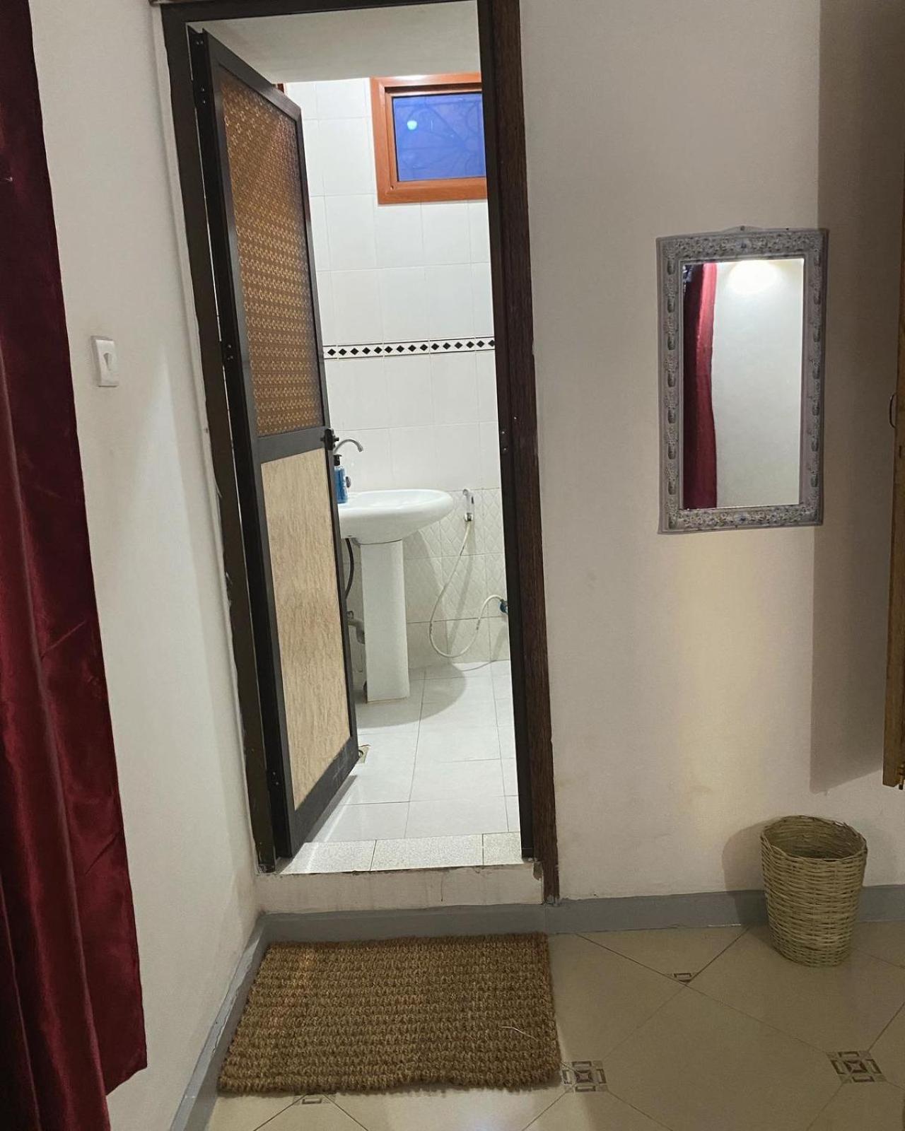 Nomad Cave- Stonetown Hotel Zanzibar Екстериор снимка
