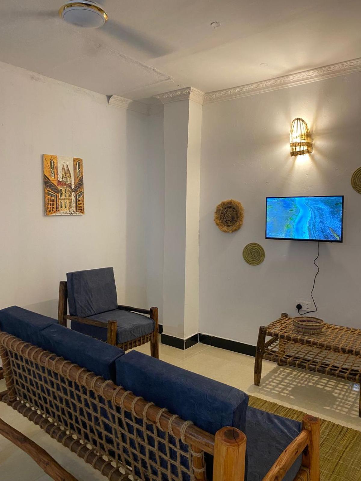 Nomad Cave- Stonetown Hotel Zanzibar Екстериор снимка