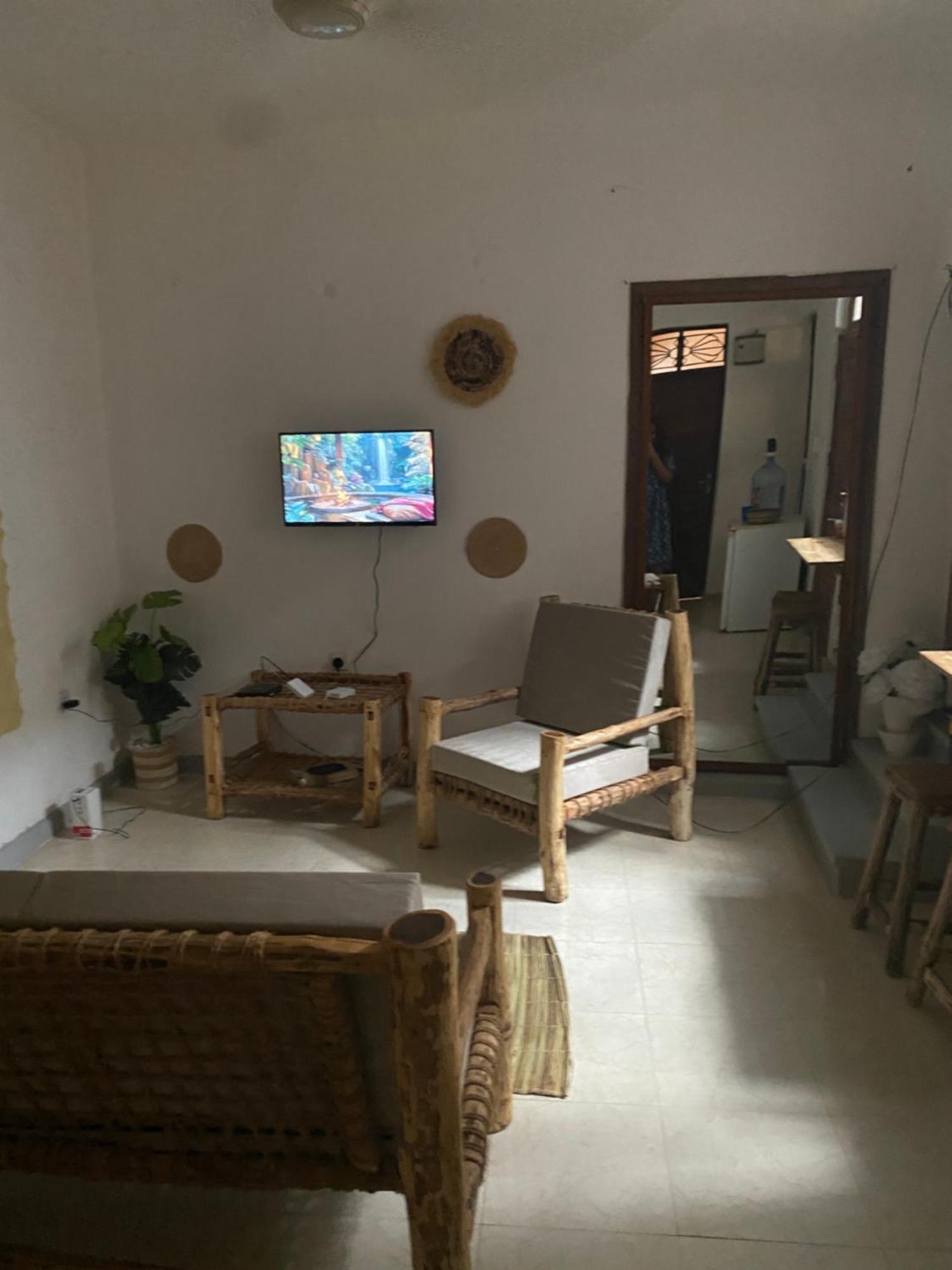 Nomad Cave- Stonetown Hotel Zanzibar Екстериор снимка