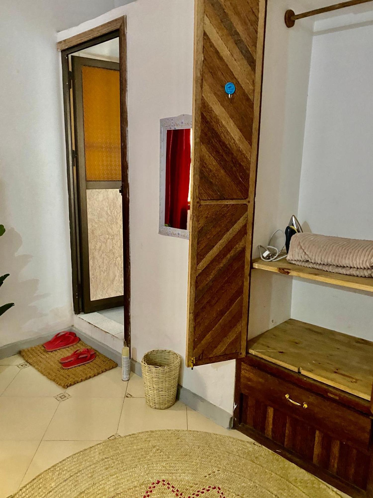Nomad Cave- Stonetown Hotel Zanzibar Екстериор снимка